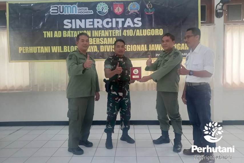 Jaga SDA, Perhutani Bersinergi dengan Batalyon Infanteri 410/Alugoro