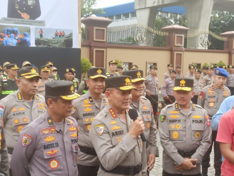 Polri Berikan Bantuan untuk Korban Gempa Turki-Suriah