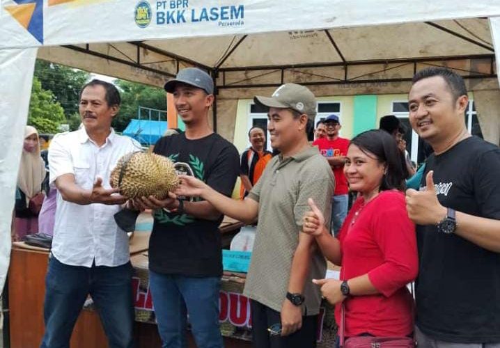 Hebohnya Pasar Tani, Lelang Durian dari Rp 325 Ribu sampai Sebutir Laku Rp 2 Juta