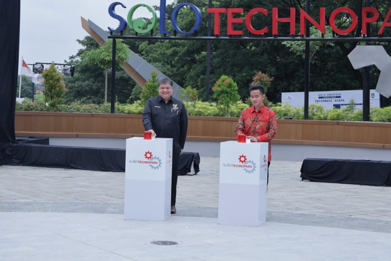 Menko Erlangga Resmikan Kawasan Sains dan Teknologi Solo Technopark