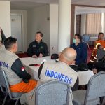 Dubes RI untuk Turki dan Ketua Tim Kemanusiaan Indonesia briefing kepada seluruh tim sebelum melanjutkan perjalanan menuju Antakya, Hatay. Briefing berlangsung di Hotel Aksoy, Adana, pada Minggu (12/2).