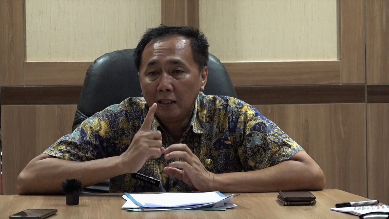 Pemprov Mediasi Polemik Penebangan Pohon di SMA Negeri 1 Semarang