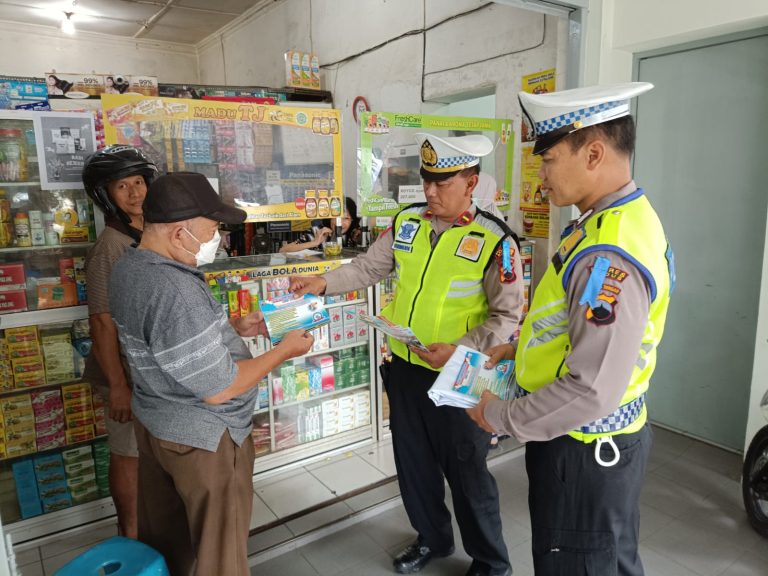 Satlantas Polres Kudus Sosialisasikan Keselamatan Berlalu Lintas Langsung pada Masyarakat