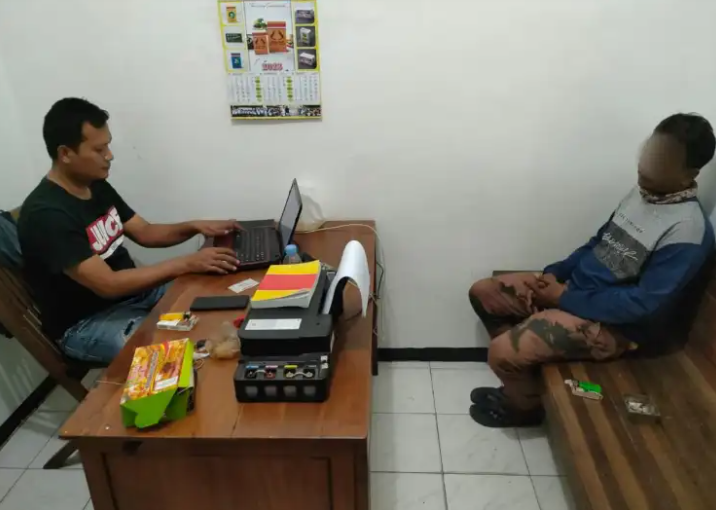 Unit Reskrim Polsek Juwana Ringkus Pelaku Pencurian Handphone