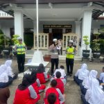 Satlantas Polresta Pati Ajak Siswa SMPN 1 Juwana Tertib Berlalu Lintas
