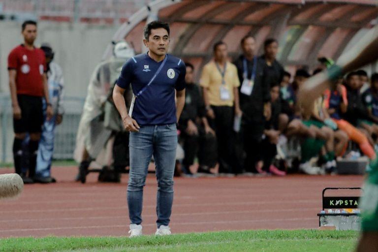 Pelatih PSS, Seto Nurdiyantoro pada laga di Liga 1 2022/2023. (Foto: Dok Media PSS)