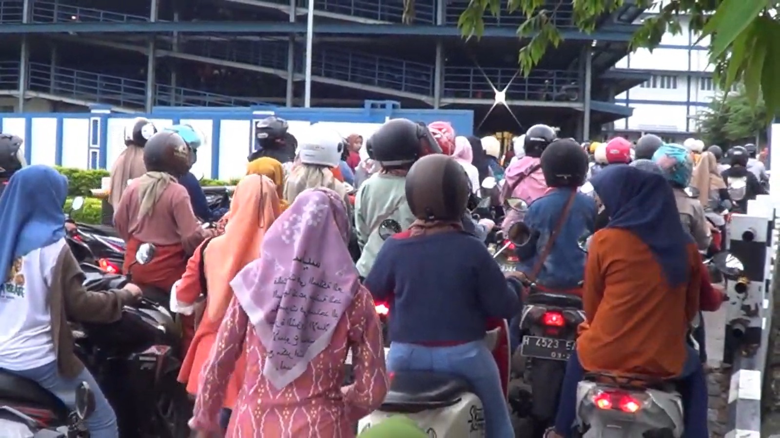 Buruh di Grobogan Protes Perlakuan Perusahaan yang Sewenang-wenang
