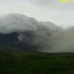 Semeru Kembali Erupsi, Semburkan Kolom Abu Setinggi 1.500 Meter