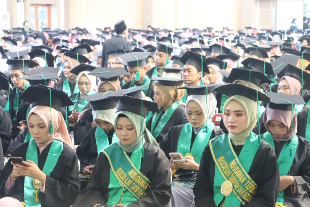 Wisuda UIN Walisongo, Ribuan Mahasiswa Lulus Tepat Waktu
