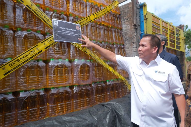 Kemendag Amankan 24,8 Ton Minyak Goreng Curah di Lampung