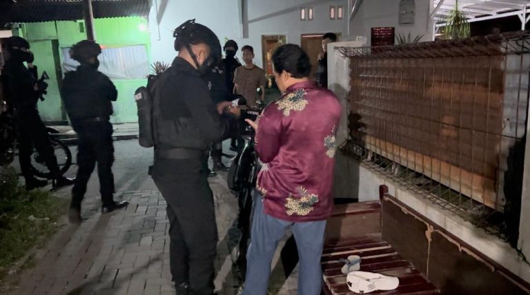 Asyik Joget dan Pesta Miras, Empat Warga Mojosongo Diamankan Polisi