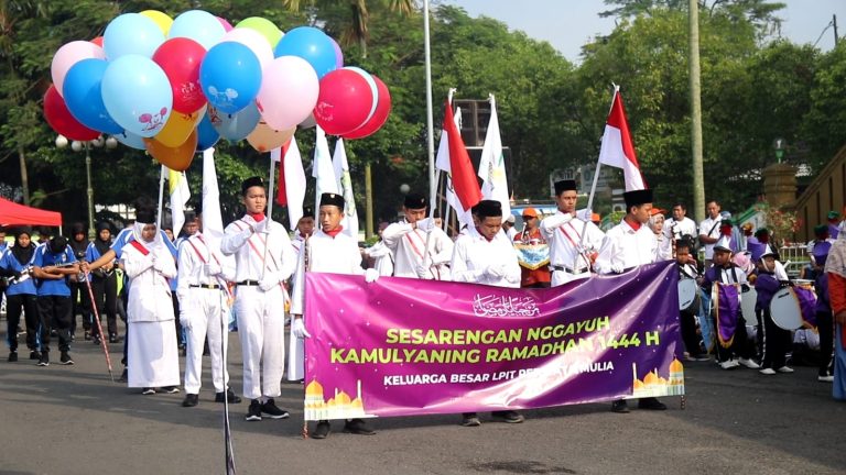 Ratusan Pelajar LPIT Permata Mulia Gelar Pawai Menyambut Ramadhan