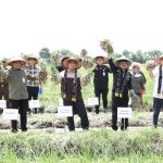 Mentan Dukung Wagub Agar Petani Tidak Jual Lahan ke Pengembang