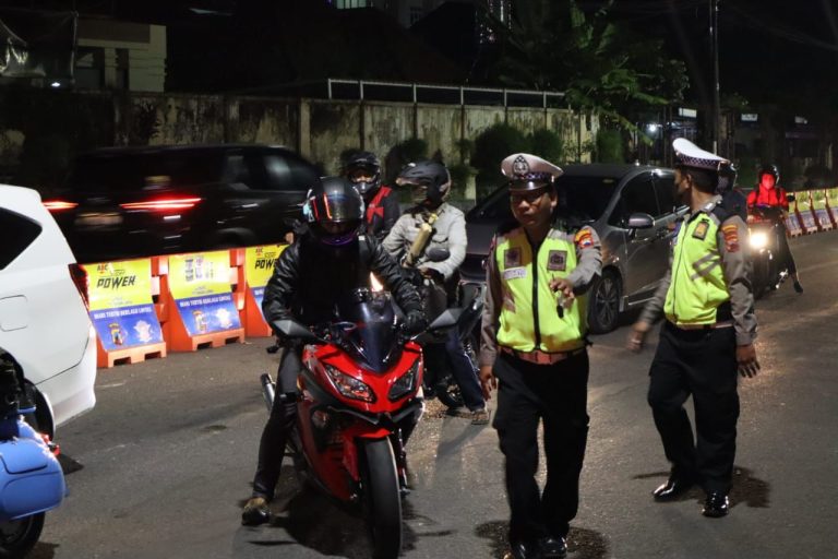 Selain Sepeda Motor, Polresta Juga Amankan Mobil Berknalpot Brong