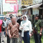 Dikeluhkan Masyarakat, Bupati Klaten Cek Jalan Rusak Bayat – Wedi