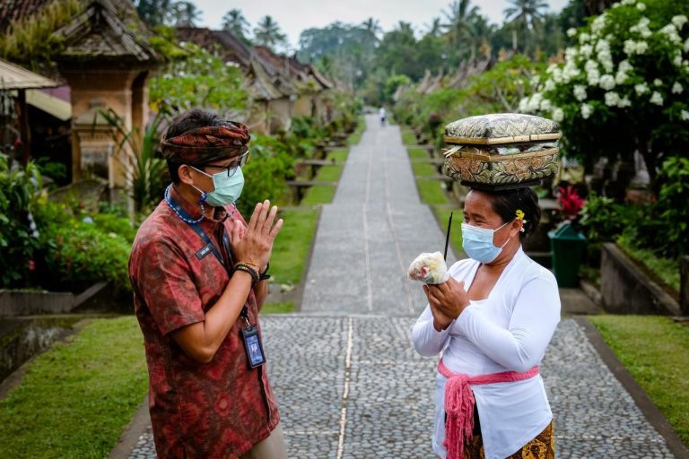 Menparekraf Ajak Manfaatkan Libur Nyepi dan Awal Ramadhan dengan Wisata #DiIndonesiaAja