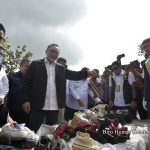 Mendag Zulkifli Hasan Musnahkan 730 Bal Pakaian, Sepatu, dan Tas Bekas Senilai Rp10 M