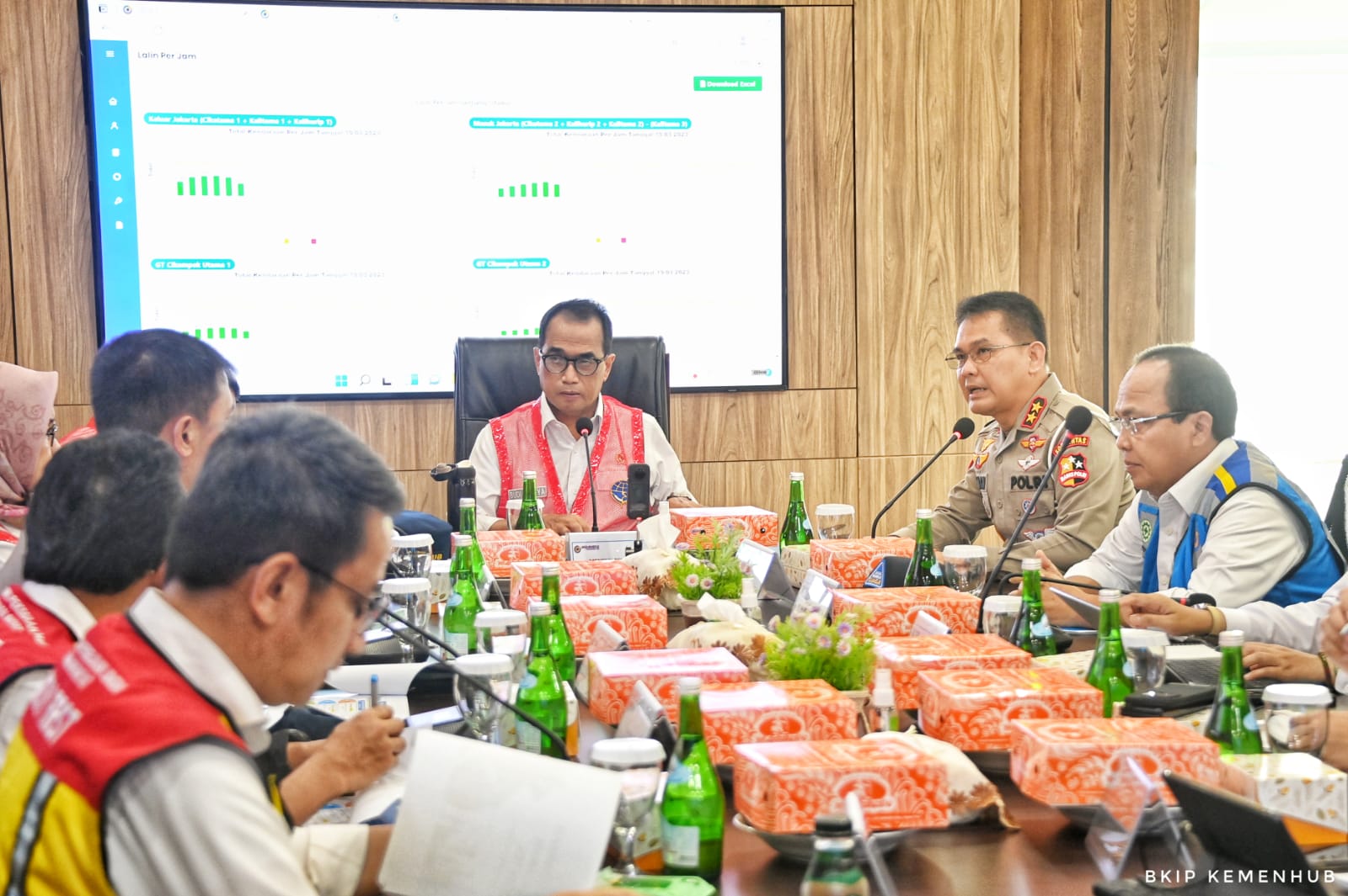 Persiapan Mudik Lebaran 2023, Menhub Bahas Antisipasi Lonjakan Kendaraan di Tol Cikampek - Cipali