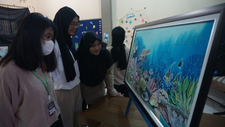 Asah Kreativitas Siswa, SMAN 1 Pekalongan Gelar Pameran Seni