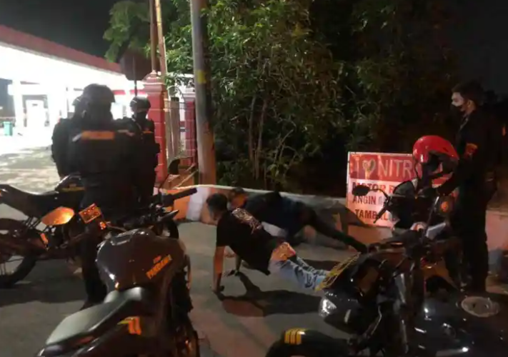 Polisi Bubarkan Remaja Pesta Miras dan Amankan Pengguna Knalpot Brong