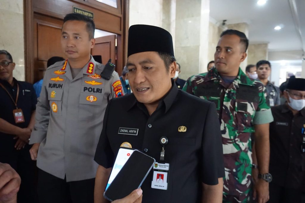 Bupati Imbau Masyarakat Tetap Waspada dan Menjauhi Puncak Merapi