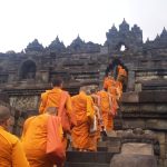 Ribuan Umat Budha Khidmat Ikuti Magha Puja di Borobudur
