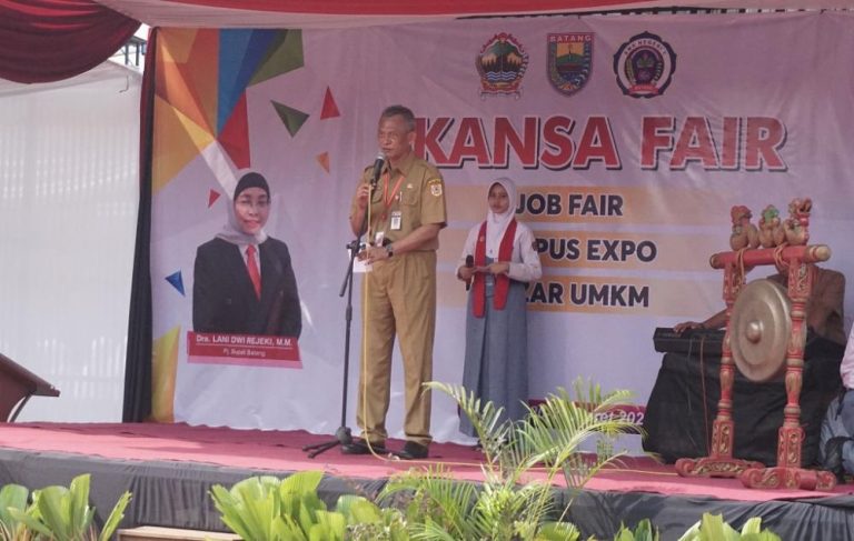 Kesempatan Alumni SMK Berkarir di KITB Makin Terbuka