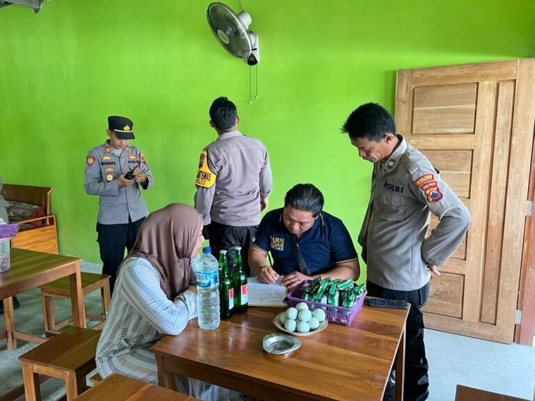 Puluhan Botol Miras Disita Polsek Gabus dan Godong Jelang Ramadhan