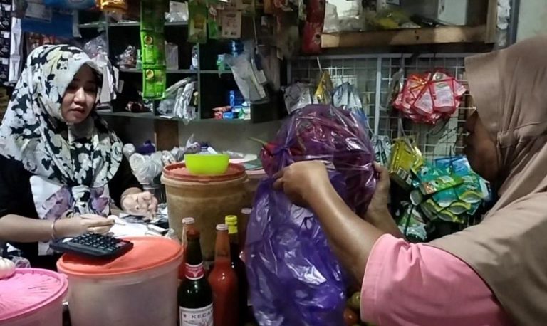 Stok Bumbu Dapur Melimpah, Harga di Pasar Malah Turun