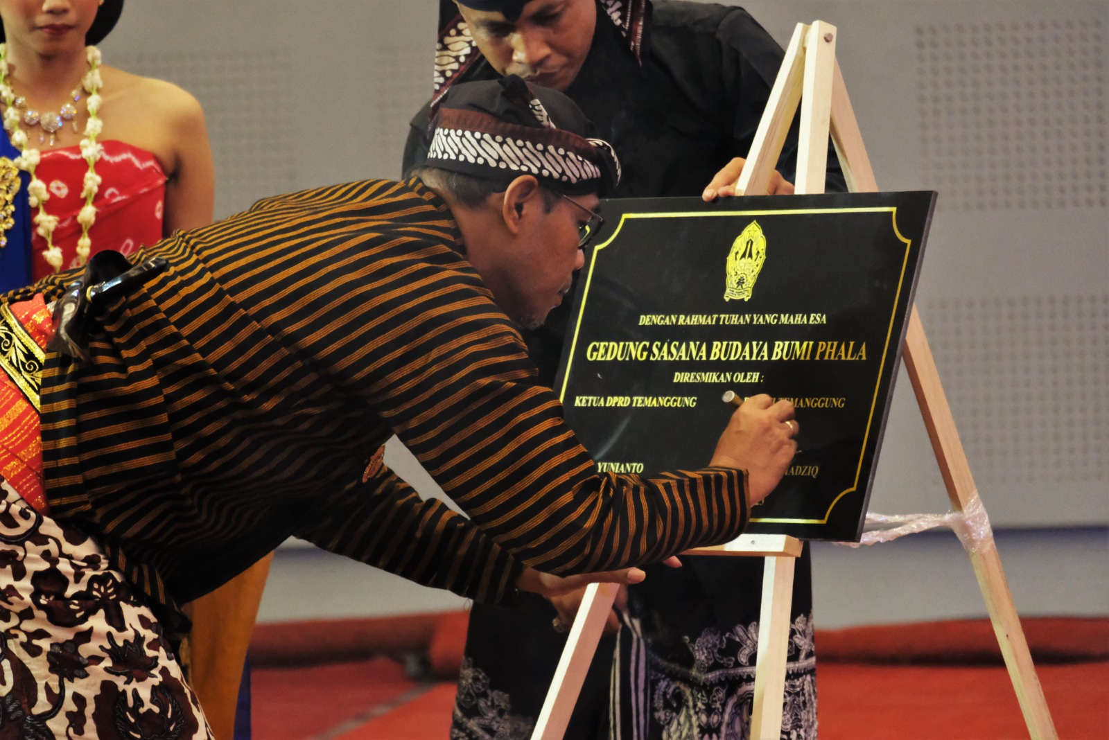 Bupati Resmikan Gedung Sasana Budaya Bumi Phala