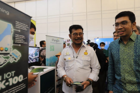 Mentan SYL Gairahkan Star Up dan Petani Milenial Memajukan Pertanian Presisi