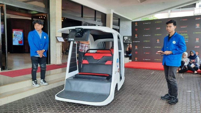 Becak Listrik Produk Udinus akan Diaplikasikan di Kota Lama