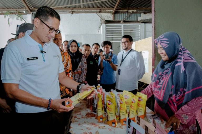 Menparekraf: Potensi Wisata Halal Dorong Pengembangan Ekonomi Kreatif di Semarang