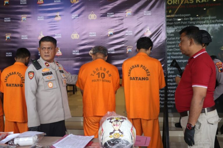 Polisi Tangkap Dua Warga Aceh, Jual Ribuan Obat Tanpa Izin