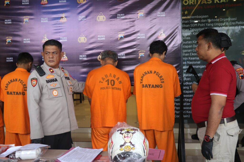 Polisi Tangkap Dua Warga Aceh, Jual Ribuan Obat Tanpa Izin