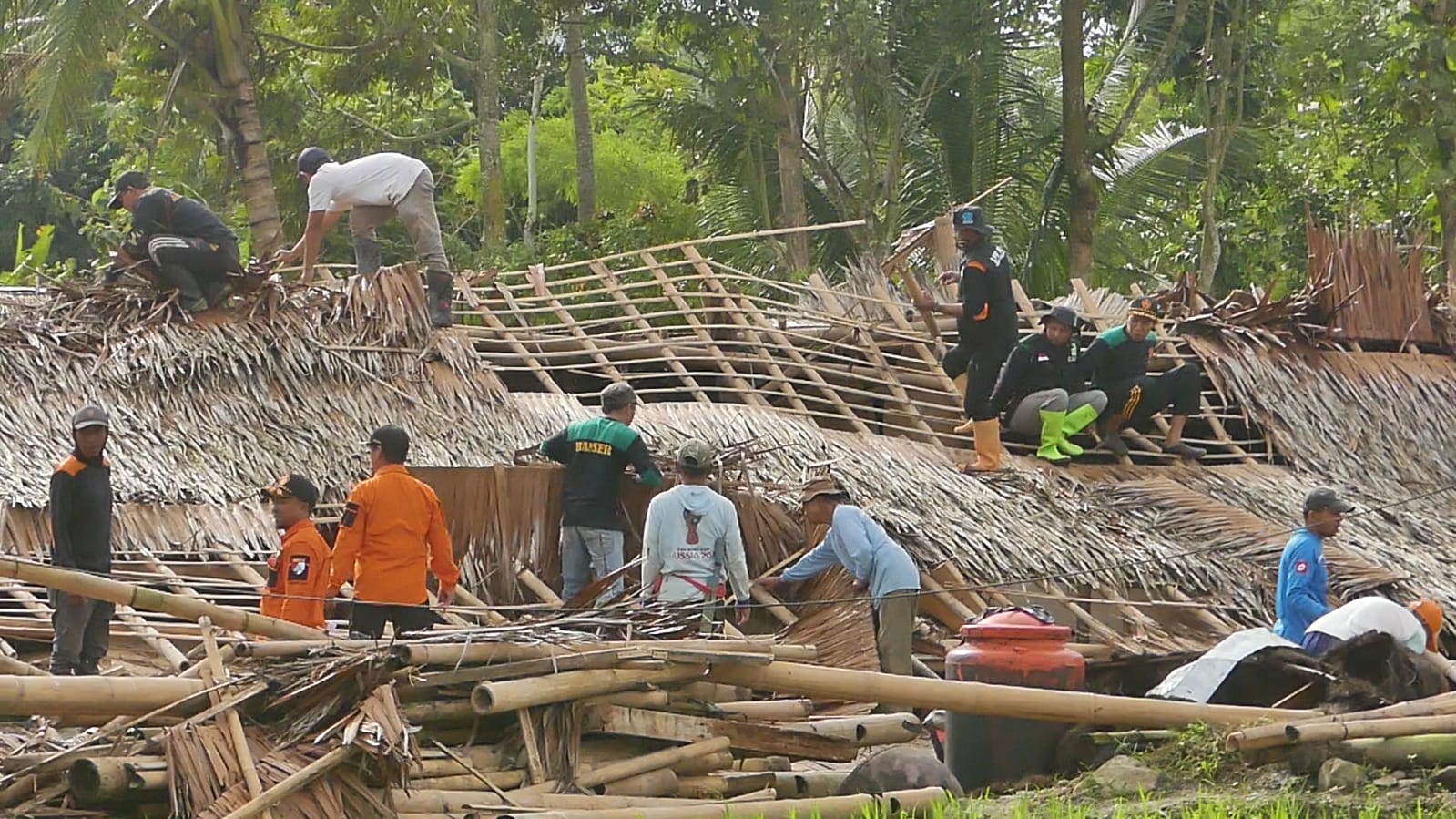 Sedikitnya 32 Rumah dan Ponpes Rusak Diterjang Puting Beliung