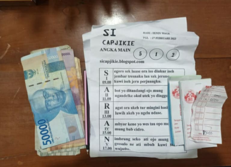 Sat Reskrim Polres Grobogan Amankan Pelaku Perjudian CapJiekie