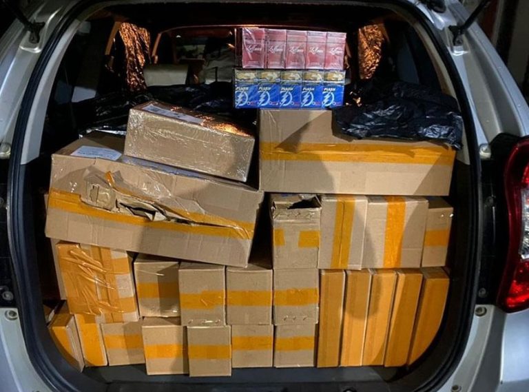 Mobil Pengangkut Berikut Isinya Ribuan Rokok Ilegal Ditindak Bea Cukai Kudus