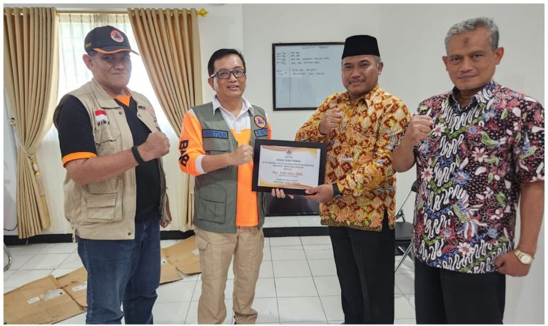 BNPB Serahkan DSP Rp 500 Juta untuk Penanganan Banjir Pati dan Kudus