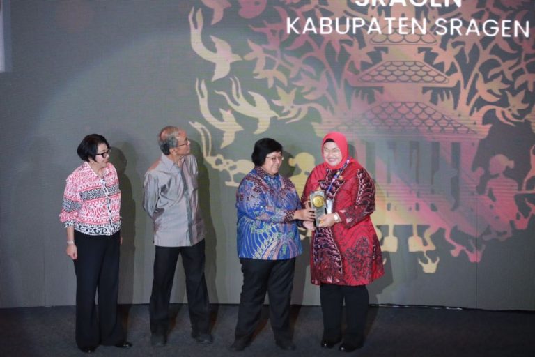 Jaga Lingkungan dan Kelola Sampah, Sragen, Klaten dan Salatiga Diganjar Adipura