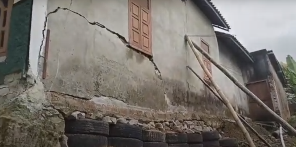 Tak Layak Huni, Pemkab akan Relokasi Belasan Korban Tanah Ambles