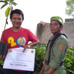 Warga Plosogede Terima UGR Jalan Tol dan Bibit Pohon Alpukat
