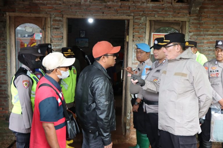 Kerahkan Ratusan Personel Gabungan, Proses Eksekusi Lahan dan Bangunan Berlangsung Aman