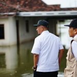 Bersama Rombongan, Pj Bupati Tinjau Banjir di Mintobasuki dan Banjarsari