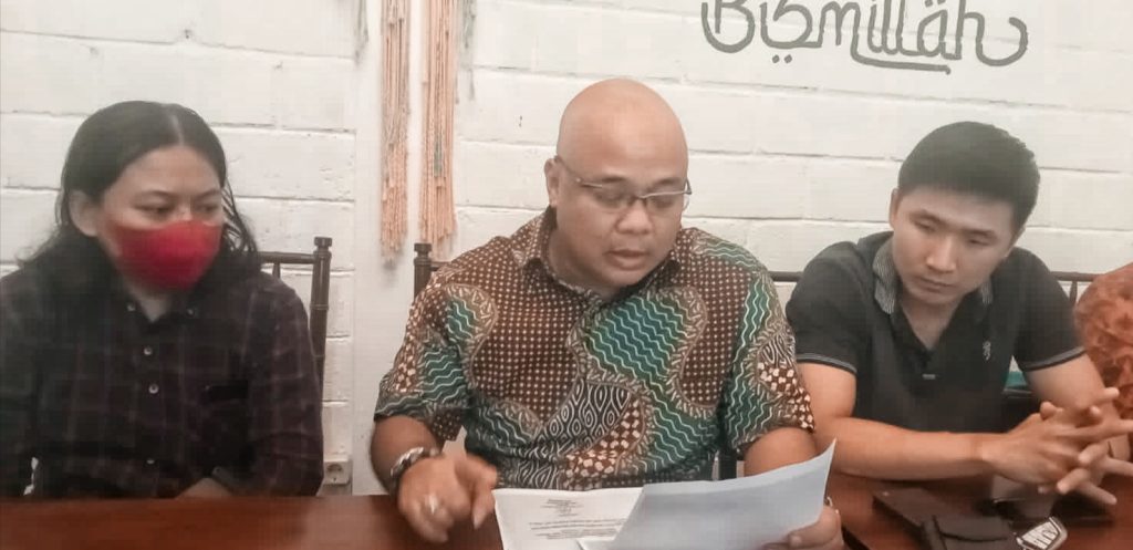 Internal Kisruh, Ratusan Karyawan PT Sindu Terancam