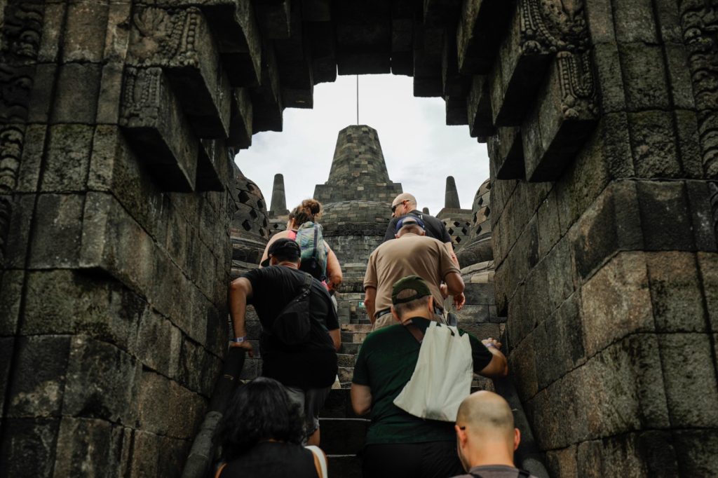 Antusiasme Pengunjung Tinggi, Hasil Kajian Lapangan Terbuka Kunjungan ke Candi Borobudur
