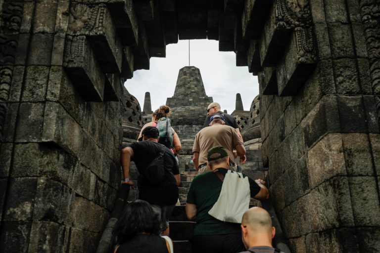 Antusiasme Pengunjung Tinggi, Hasil Kajian Lapangan Terbuka Kunjungan ke Candi Borobudur