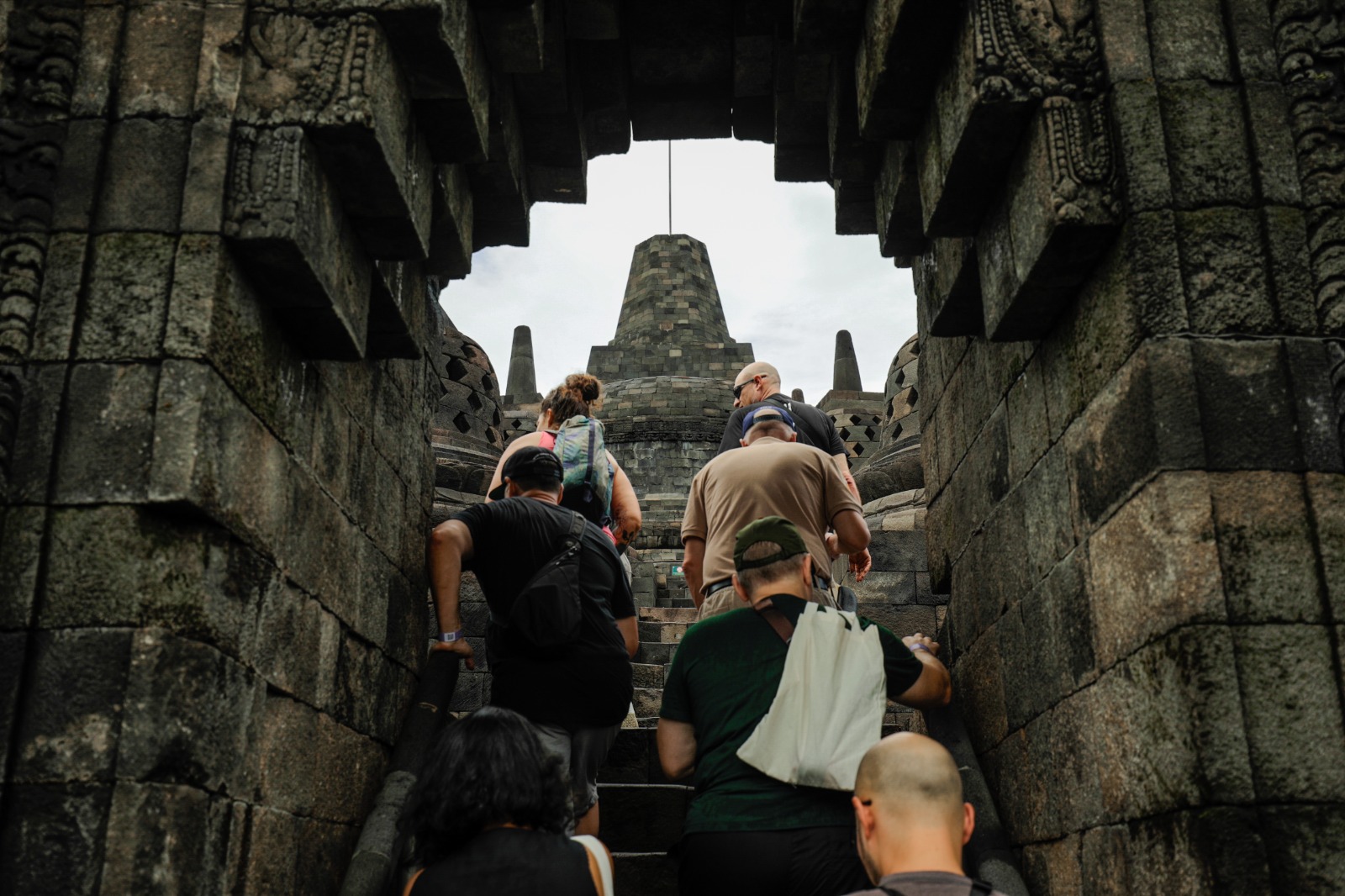 Antusiasme Pengunjung Tinggi, Hasil Kajian Lapangan Terbuka Kunjungan ke Candi Borobudur