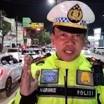 Urai Kepadatan, Satlantas Batang Arahkan Pengendara Hindari Crossing