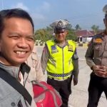 Viral Pemudik Ketinggalan Tas di Bus, Ditolong Polisi di Pos Sragen